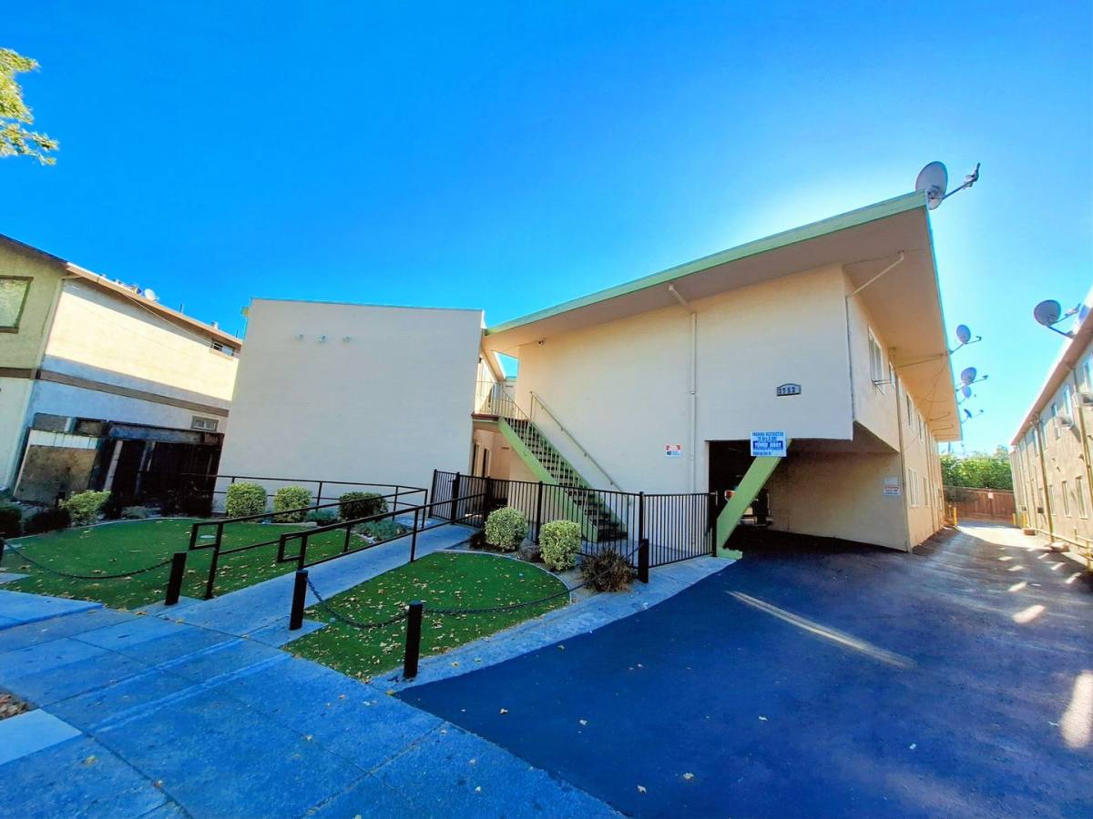 Apartment for rent at 2752 Kollmar Dr, San Jose, CA 95127