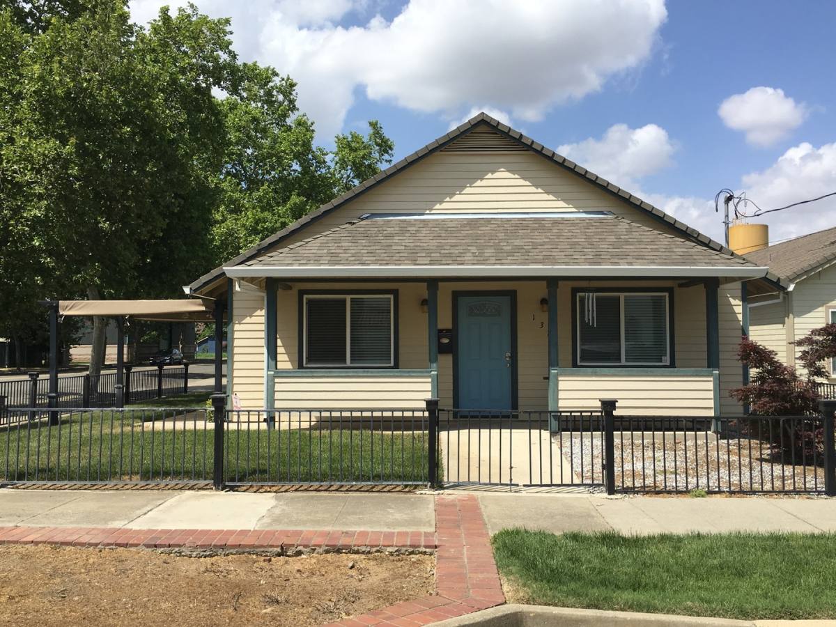 House for rent at 131 2nd St, Marysville, CA 95901
