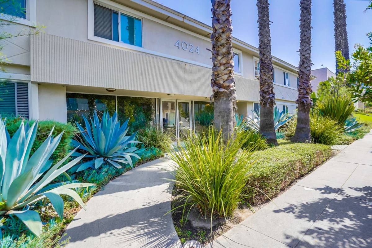 Apartment for rent at 4024 Ursula Ave, Los Angeles, CA 90008