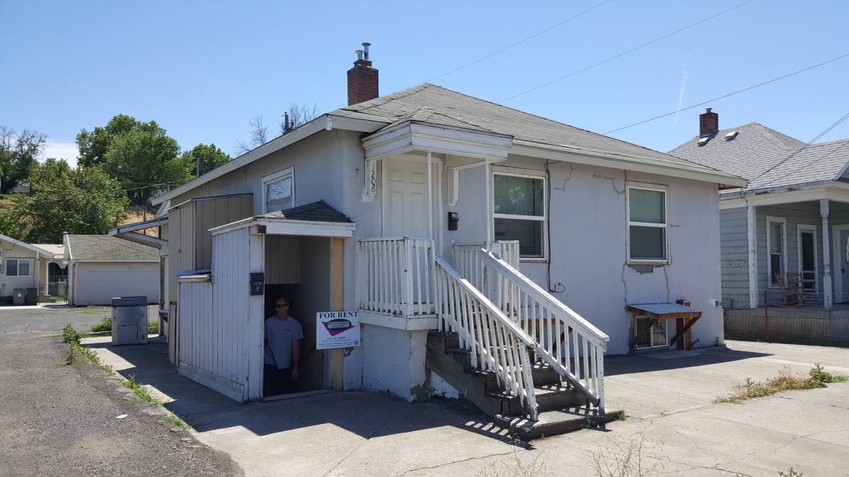 House for rent at 1206 SW Frazer, Pendleton, OR 97801