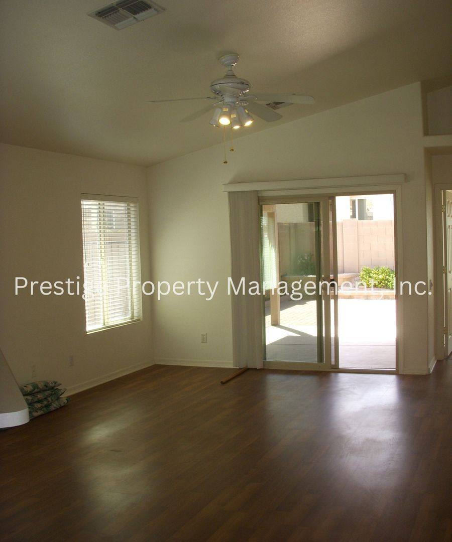 House for rent at 82 S Laurelton Way, Tucson, AZ 85748