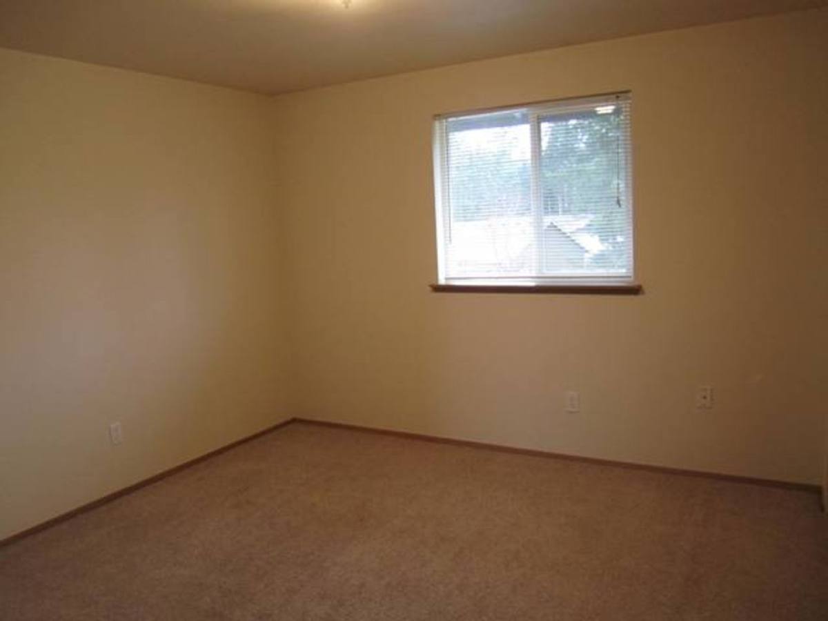Apartment for rent at 160 Aloha Lane, Shelton, WA 98584