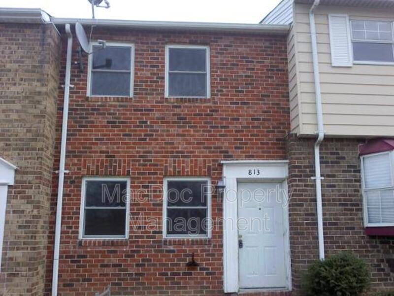 Townhouse for rent at 813 Sledgehammer Dr, Fredericksburg, VA 22405