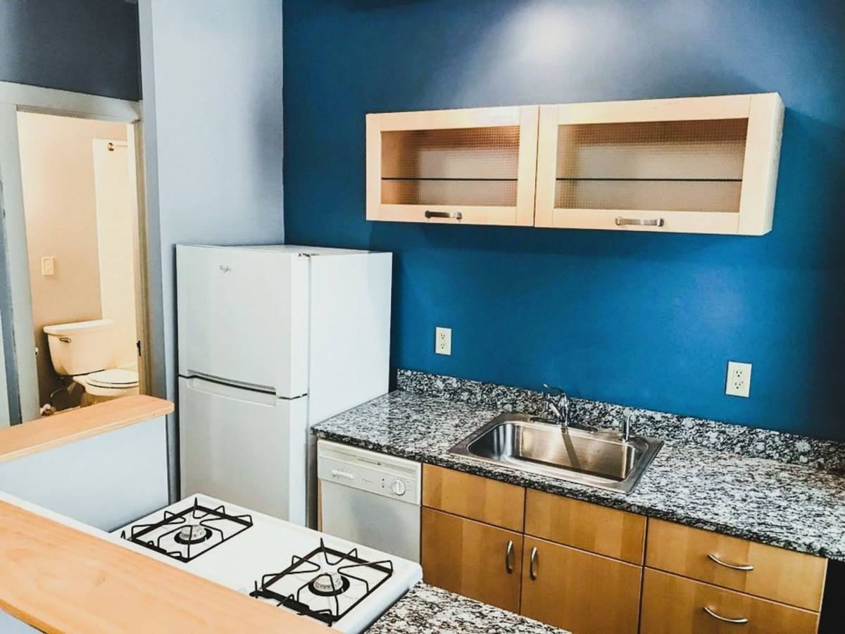 Apartment for rent at 606 E 15th St, Minneapolis, MN 55404