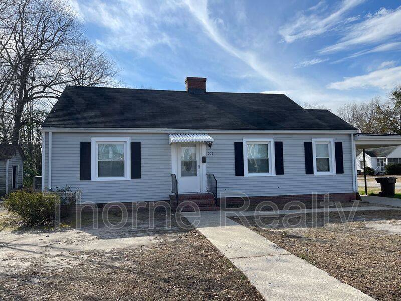 House for rent at 206 Marshall St, Tarboro, NC 27886