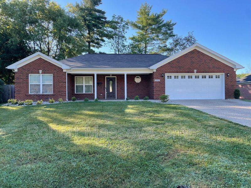 House for rent at 8505 Saurel Dr, Louisville, KY 40242