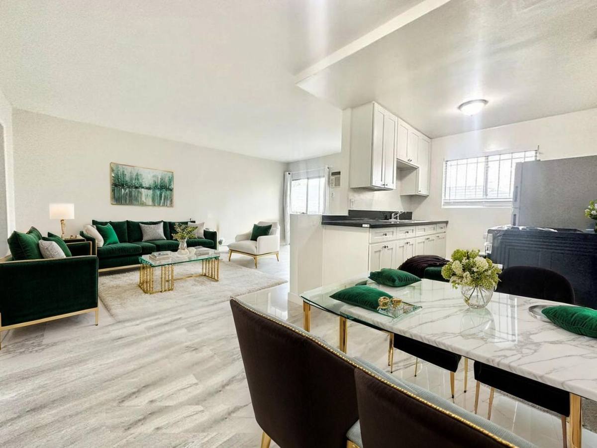 Apartment for rent at 8835 Alcott St, Los Angeles, CA 90035