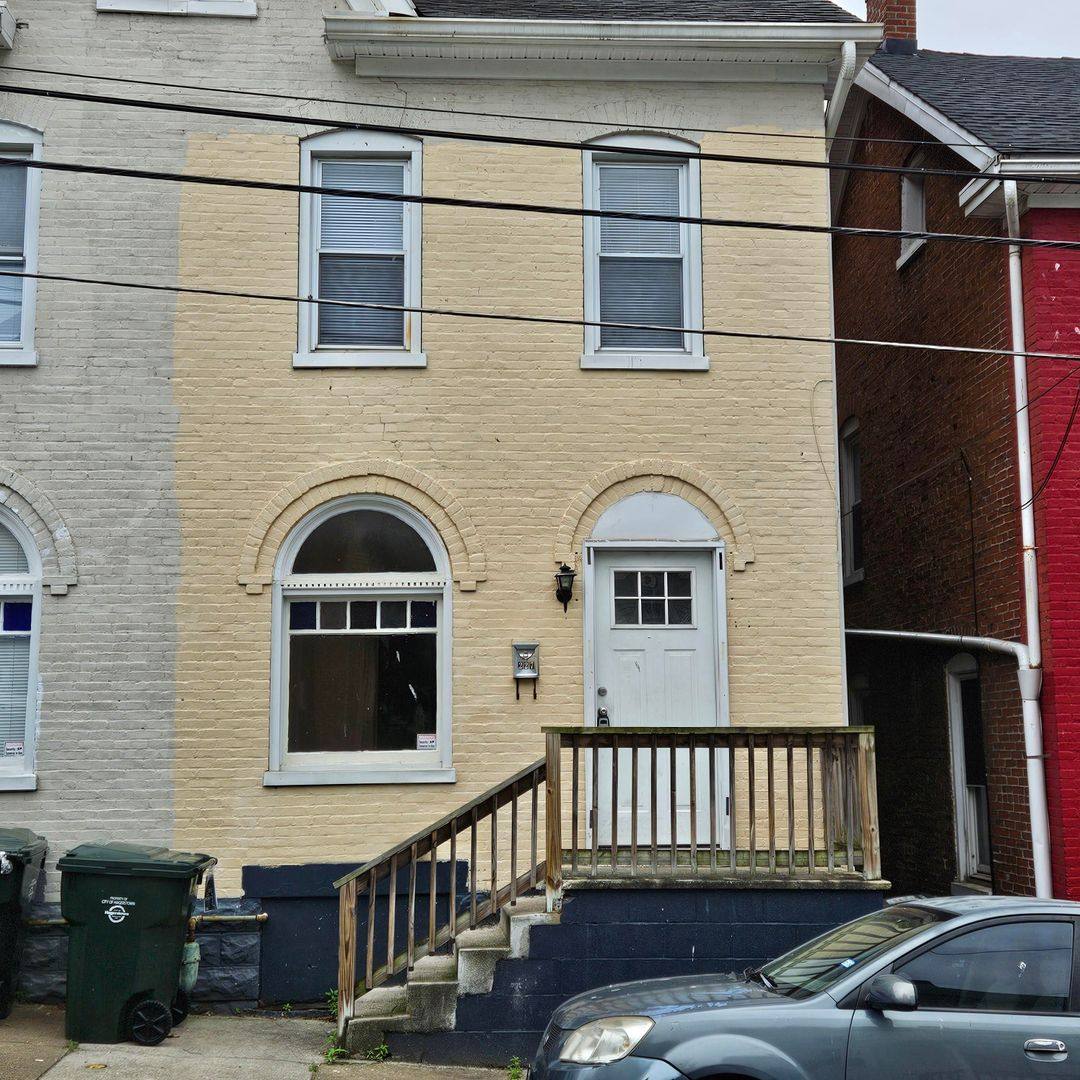 Apartment for rent at 227-229 E Ave, Hagerstown, MD 21740