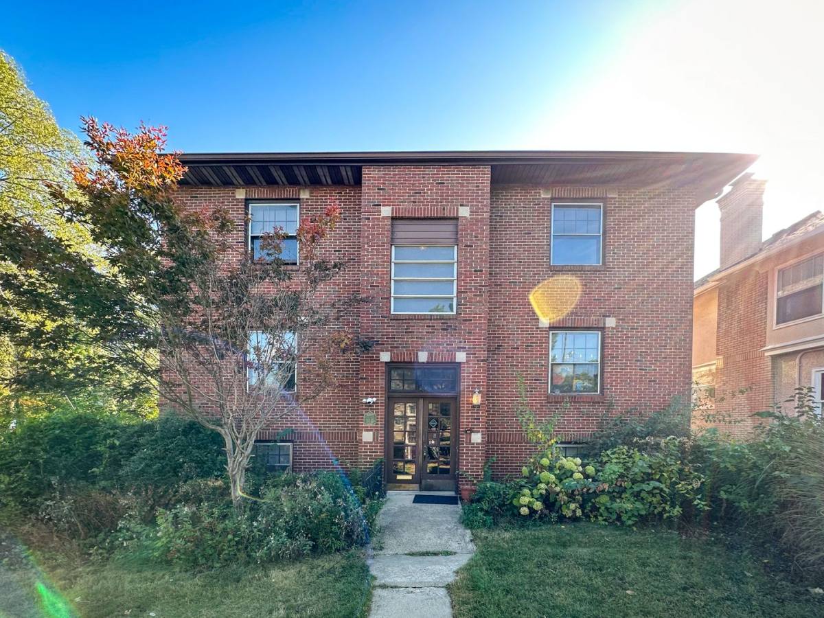 Apartment for rent at 5819 E Washington, Indianapolis, IN 46219