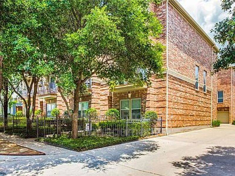 Townhouse for rent at 3610 Gillespie St #8, Dallas, TX 75219