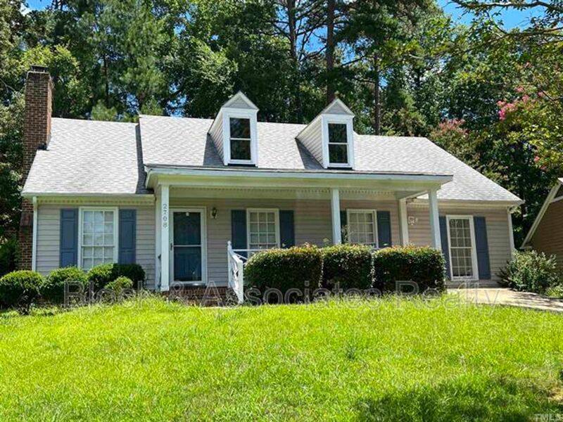 House for rent at 2708 Heathersmith Court, Raleigh, NC 27604