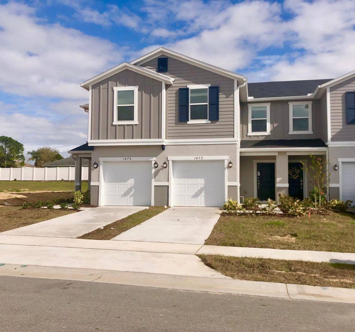 Townhouse for rent at 1472 Mirabella Circle, Davenport, FL 33897