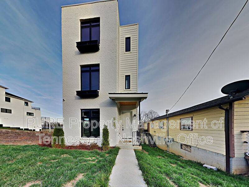 House for rent at 1256 Thomas St, Nashville, TN 37210