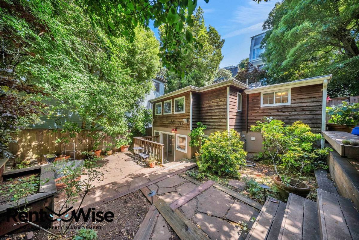 House for rent at 32 Crescent Ave, Sausalito, CA 94965