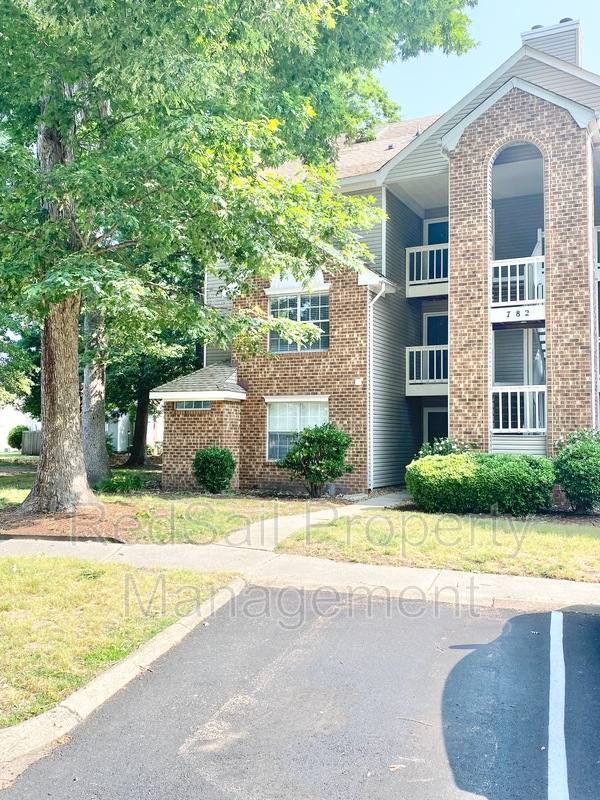 Apartment for rent at 782 Windbrook Circle #201, Newport News, VA 23602