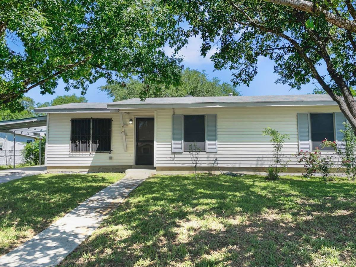House for rent at 339 Revlon Dr, San Antonio, TX 78227