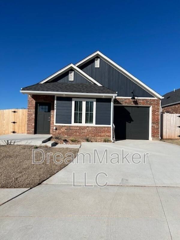 House for rent at 1026 Riva Parkway, Norman, OK 73071