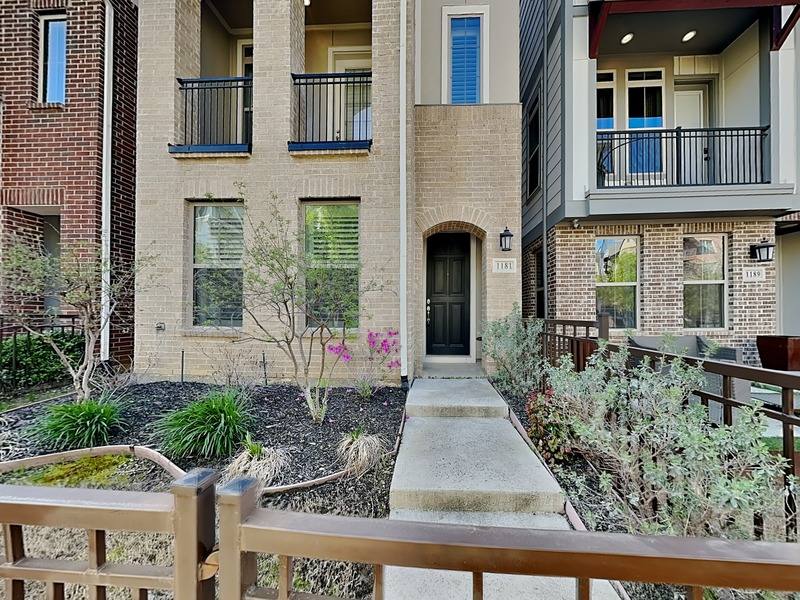 Townhouse for rent at 1181 Tea Olive Lane, Dallas, TX 75212