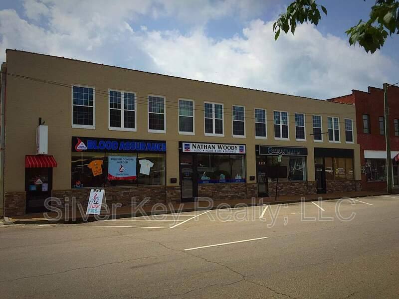 Apartment for rent at 217 E Washington Ave #D, Athens, TN 37303