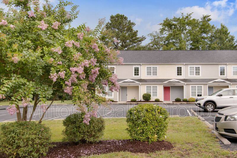 Townhouse for rent at 100 Brickyard Lane, Lillington, NC 27546