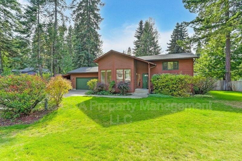 House for rent at 12616 N Emerald Dr, Hayden, ID 83835