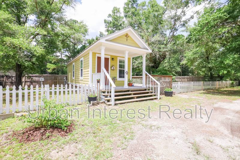House for rent at 161 Caswell Branch Rd, Freeport, FL 32439