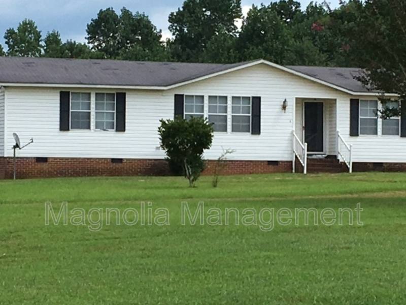 House for rent at 146 Indian Dr, Norlina, NC 27563