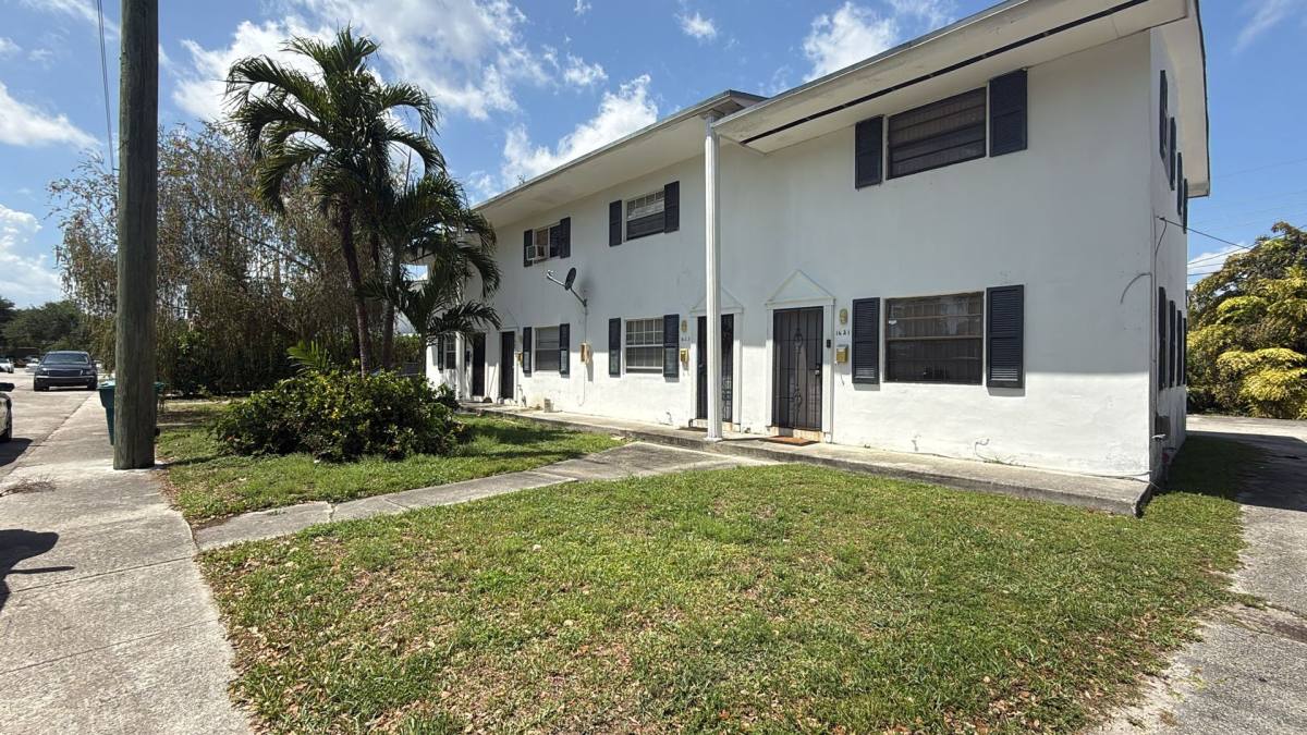 Apartment for rent at 1625 NW 81 St, Miami, FL 33147