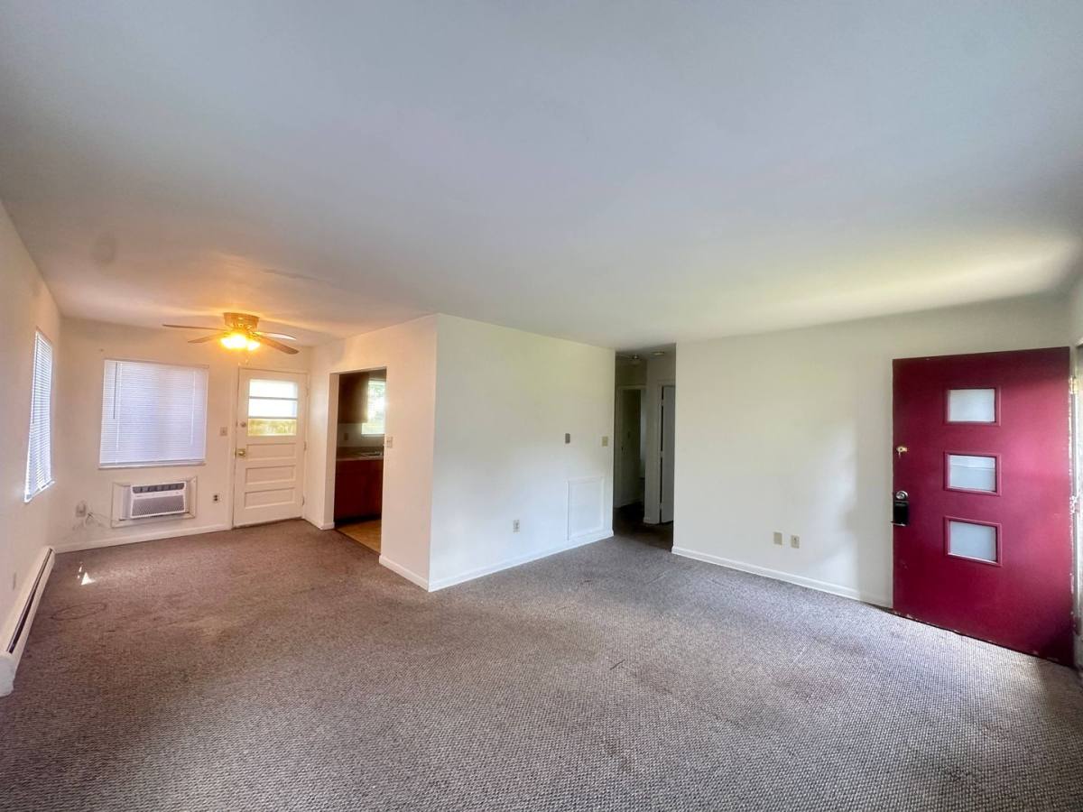 Apartment for rent at 801-807 E Trotwood, Dayton, OH 45426