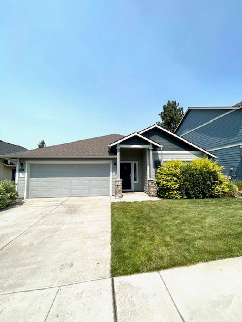 House for rent at 63355 Lamoine Lane, Bend, OR 97701