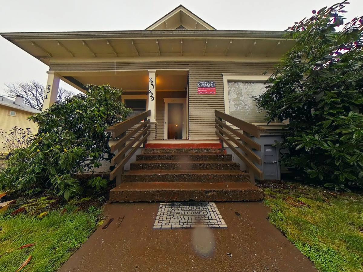 Apartment for rent at 229 NW 9th St, Corvallis, OR 97330