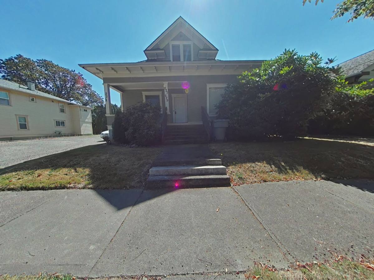Apartment for rent at 229 NW 9th St, Corvallis, OR 97330