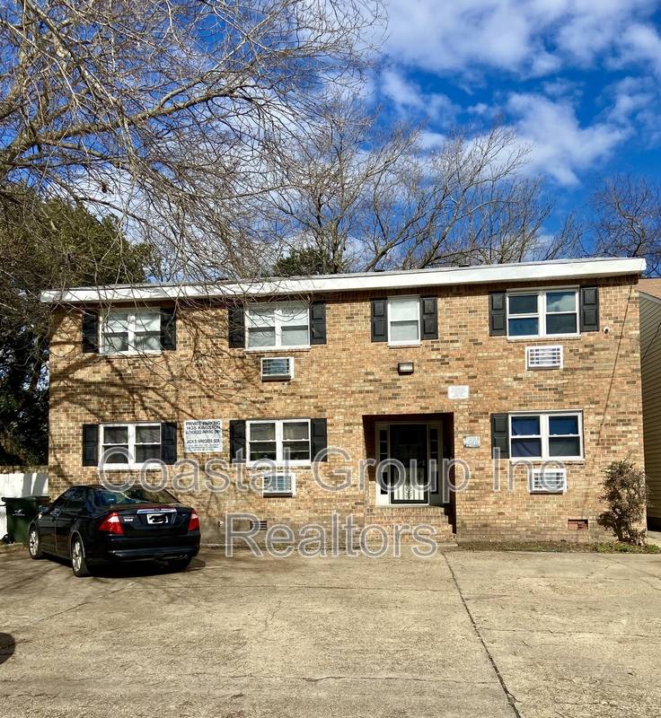 Apartment for rent at 1438 Kingston Ave #1, Norfolk, VA 23503