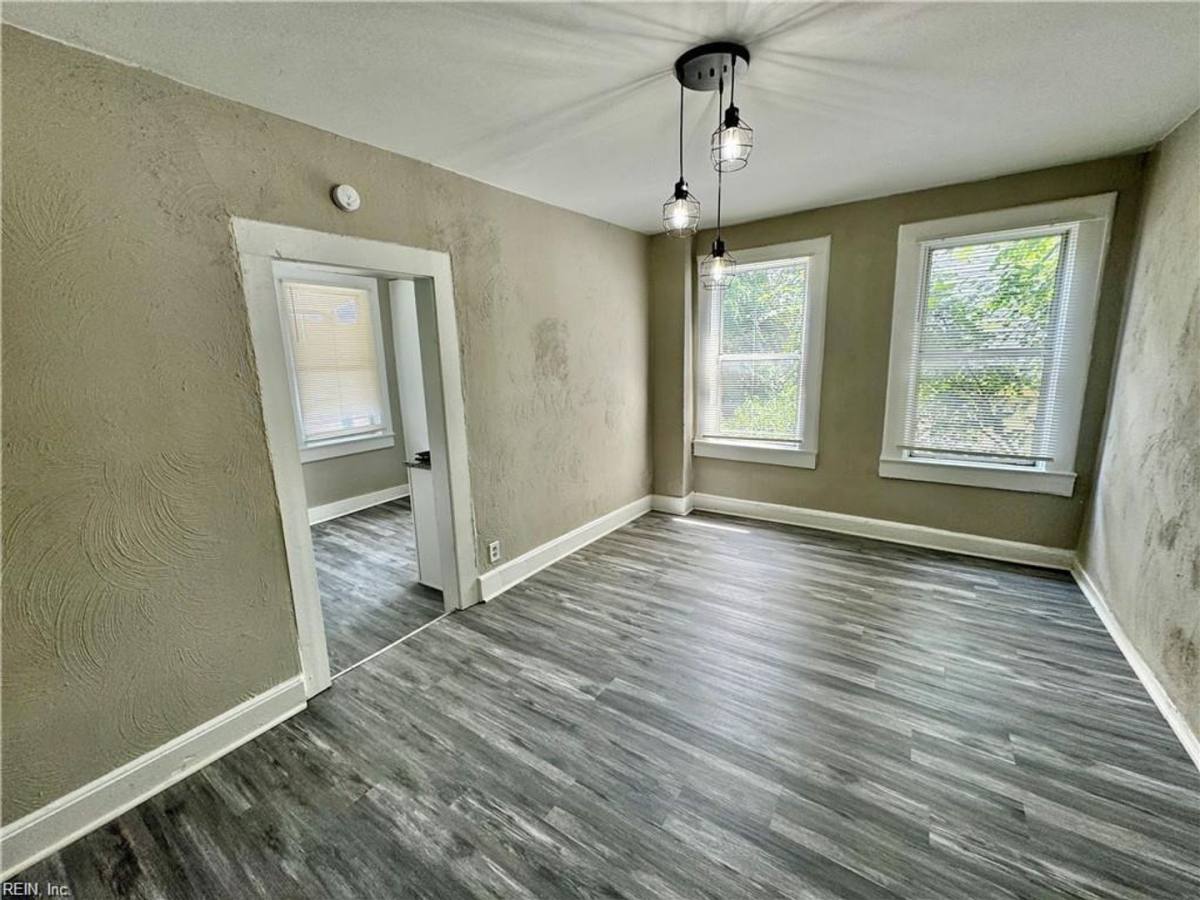 Apartment for rent at 306 W 35th St, Norfolk, VA 23508