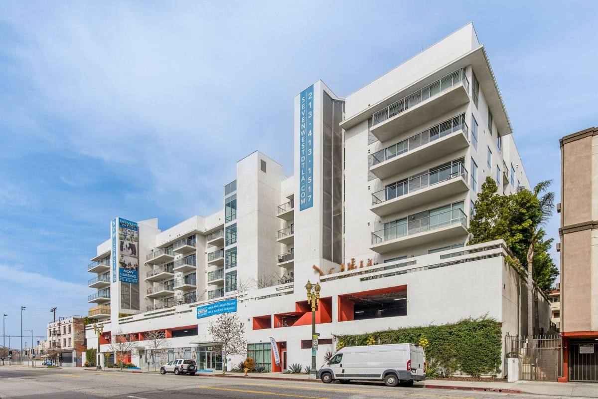 Apartment for rent at 1331 W 7th St, Los Angeles, CA 90017