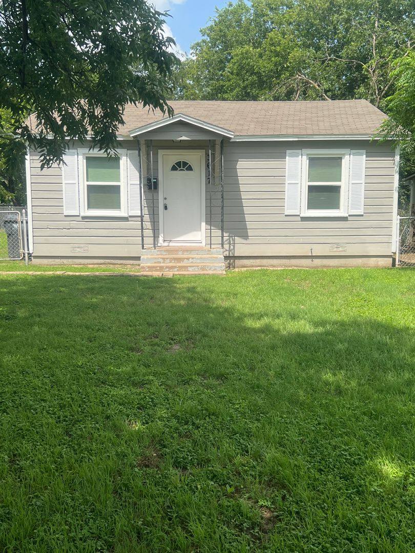 House for rent at 3617 N 21st St, Waco, TX 76708