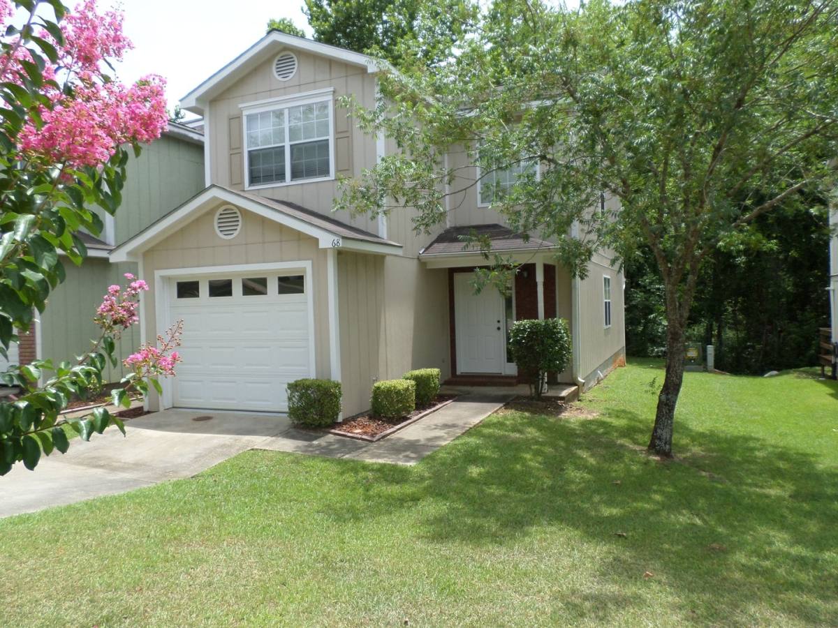 Townhouse for rent at 68 Woodfield Place, Enterprise, AL 36330