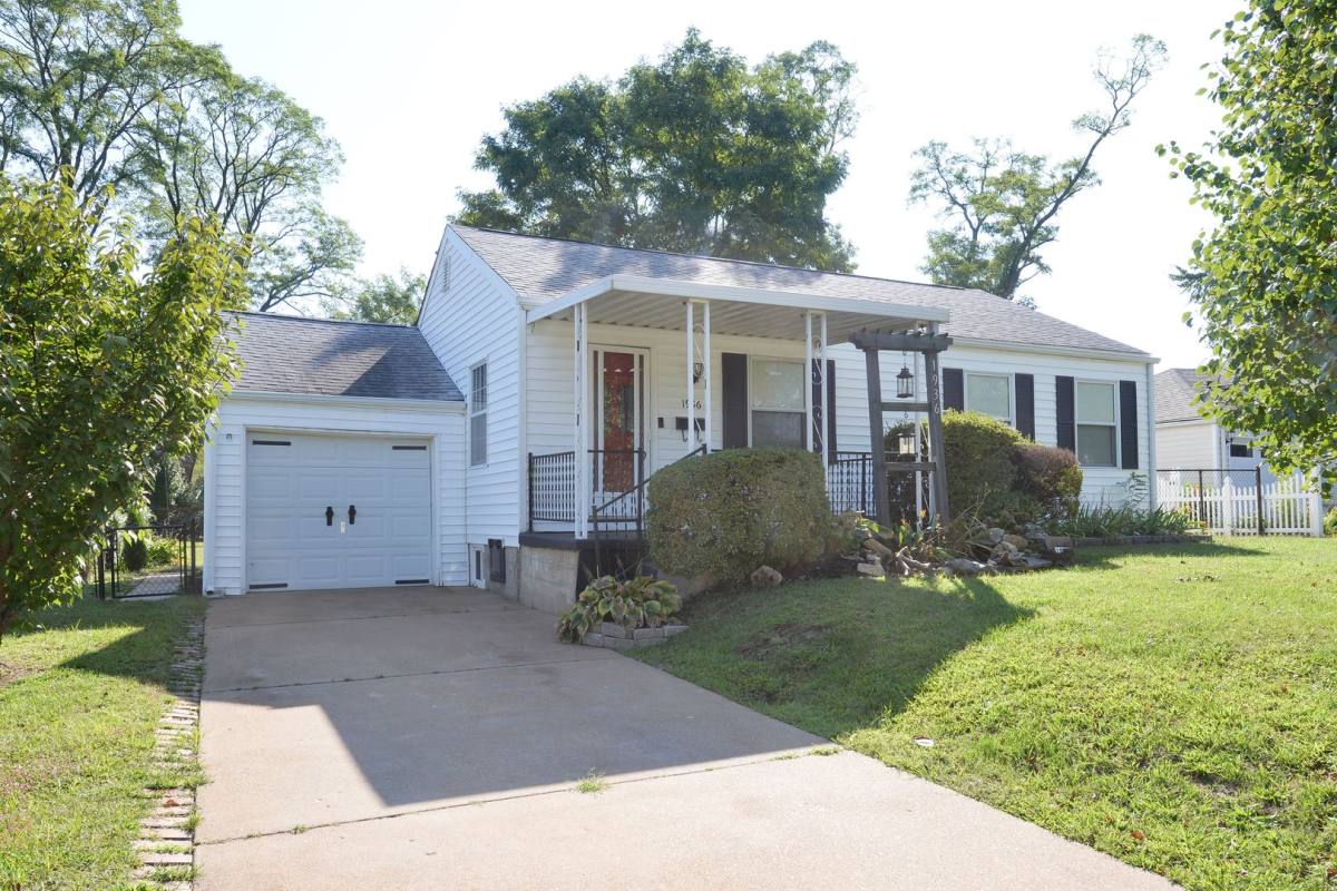 House for rent at 1936 Bryant Ave, Saint Louis, MO 63114