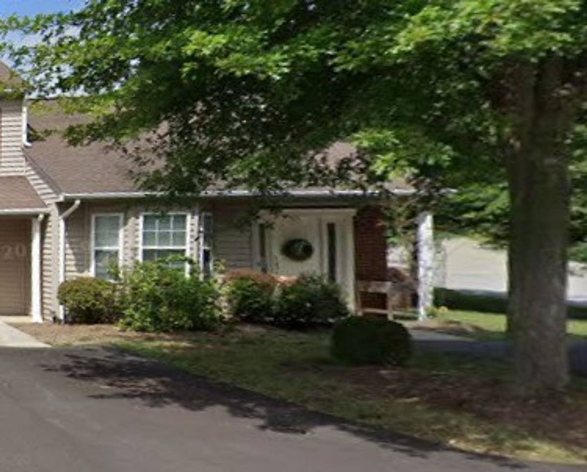 Townhouse for rent at 110 Blue Leaf Dr, Christiansburg, VA 24073