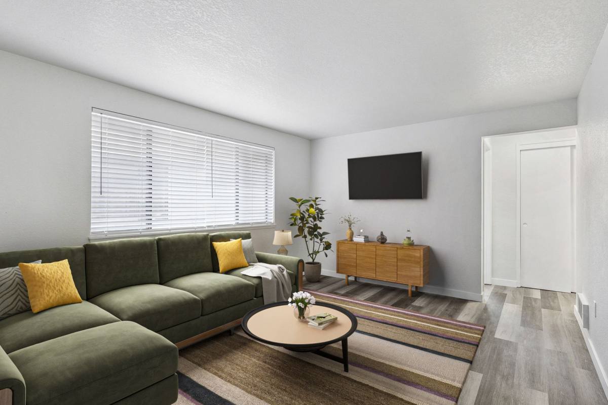 Apartment for rent at 4126 Hoyt Ave, Everett, WA 98203