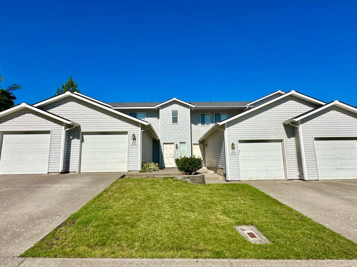 Apartment for rent at 3205, 07, 09, 11 Thicket Lane, Coeur D Alene, ID 83815