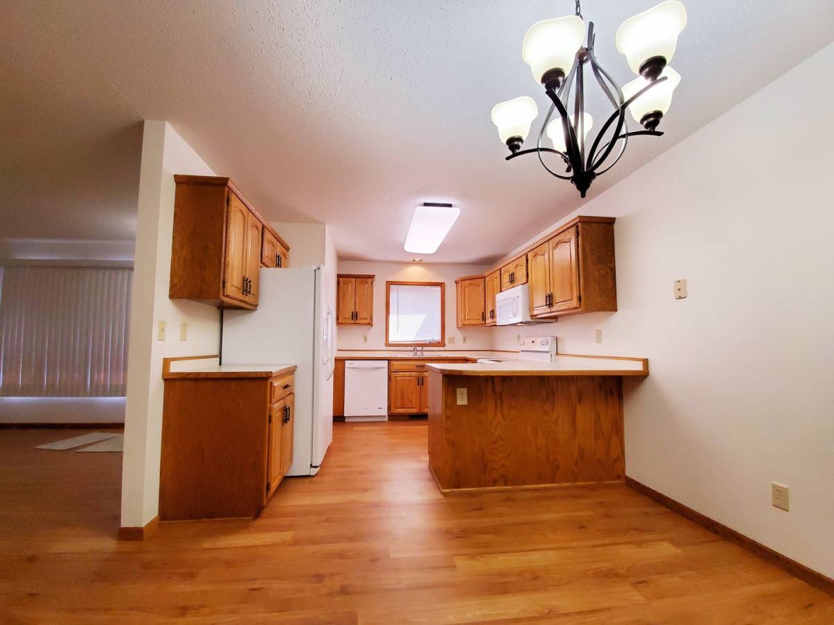 Townhouse for rent at 1433 30th Ave S, Fargo, ND 58103