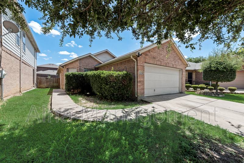 House for rent at 1232 Kielder Circle, Fort Worth, TX 76134