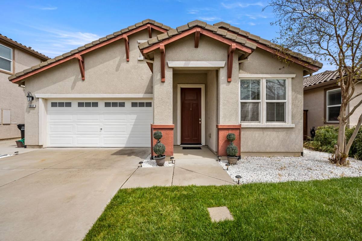 House for rent at 10437 Fossil Way, Elk Grove, CA 95757