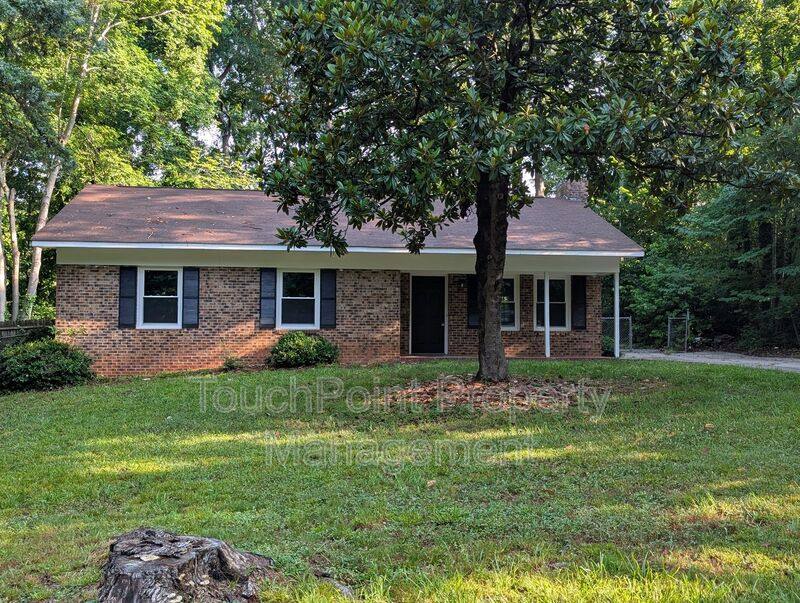 House for rent at 1301 Sharon Dr, Waxhaw, NC 28173