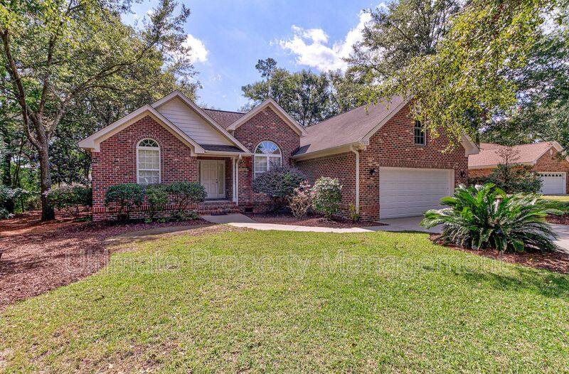 House for rent at 700 Valley Brook Rd, Wilmington, NC 28412