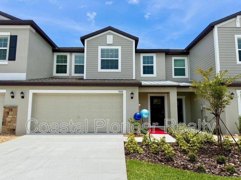 Townhouse for rent at 9320 Bonita Mar Dr, Parrish, FL 34219