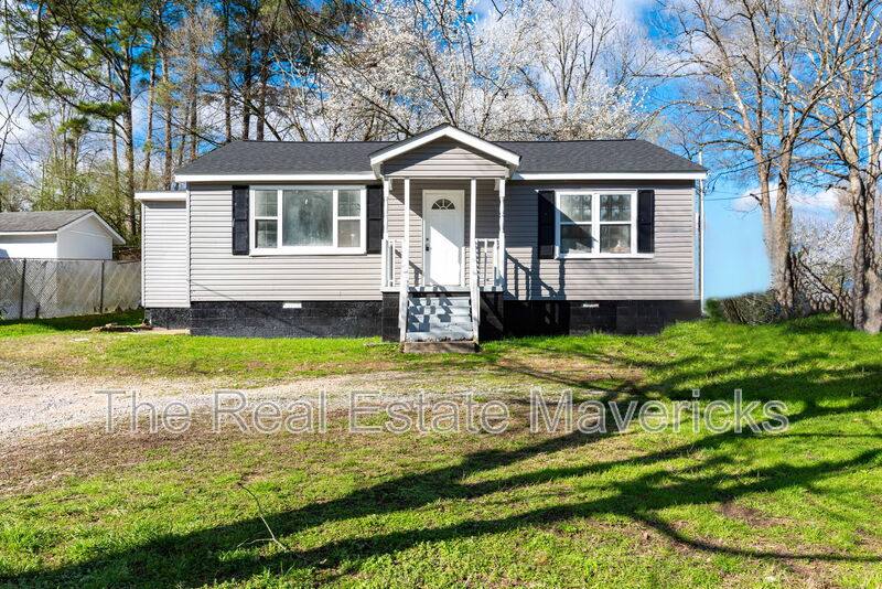 House for rent at 1909 N Highway 341, Rossville, GA 30741