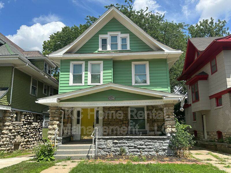 House for rent at 3623 Wabash Ave, Kansas City, MO 64128