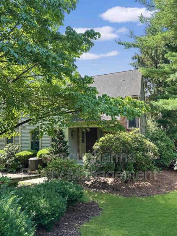 Townhouse for rent at 1120 Galway Court, Hummelstown, PA 17036
